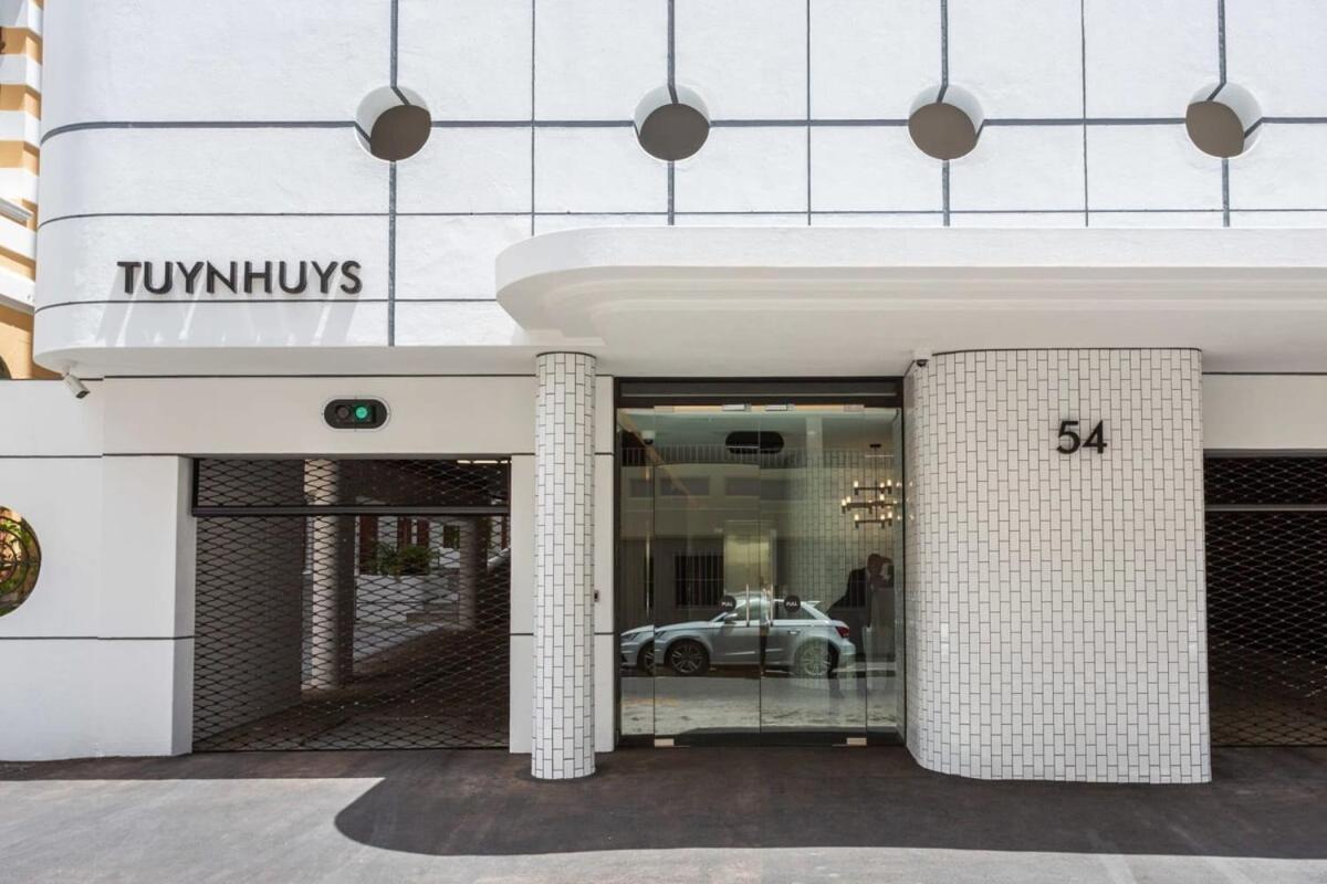 Mid Century Modern Central Upper City เคปทาวน์ ภายนอก รูปภาพ